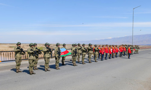 Naxçıvan Əlahiddə Ümumqoşun Orsunun bölmələri Türkiyədə təlimdə iştirak edəcəklər (FOTO) - Trend.Az